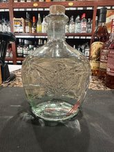 Load image into Gallery viewer, Mexa Tahona Blanco Tequila 750ml