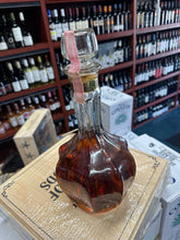 Load image into Gallery viewer, 1985 Jack Daniel's Black Label Old No.7 Inaugural Bottle 1.75Lt