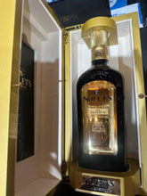 Load image into Gallery viewer, Nolet's The Reserve Dry Gin 750ml