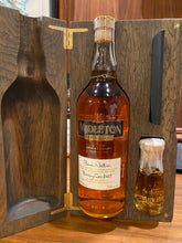 Load image into Gallery viewer, Midleton Very Rare 30th Anniversary Pearl Edition Single Malt Irish Whiskey 700ml