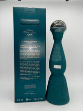 Load image into Gallery viewer, Clase Azul Guerrero Mezcal 750ml
