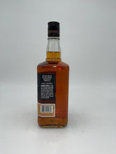 Load image into Gallery viewer, Mcafee's Benchmark Old No. 8 Full Proof Extra Strong Kentucky Straight Bourbon Whiskey 750ml
