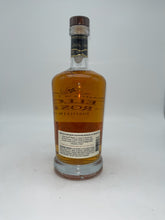Load image into Gallery viewer, Yellow Rose Premium American Whiskey 750ml
