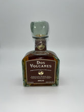 Load image into Gallery viewer, Dos Volcanes Anejo Tequila 375ml
