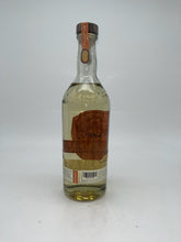Load image into Gallery viewer, Lagrimas del Valle El Sabino Reposado Tequila 750ml
