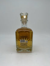 Load image into Gallery viewer, Don Elias Reposado Tequila 750ml
