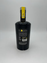 Load image into Gallery viewer, Summer Cove Kinsale Gin 750ml
