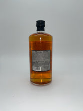 Load image into Gallery viewer, Shunka Shuto Winter Edition Japanese Blended Whisky 750ml
