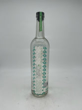 Load image into Gallery viewer, Derrumbes Zacatecas Mezcal Joven 750ml
