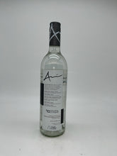 Load image into Gallery viewer, Aria Portland Dry Gin 750ml
