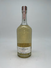 Load image into Gallery viewer, Codigo 1530 Rosa Blanco Tequila 750ml
