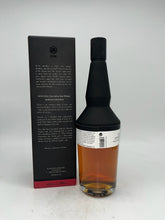 Load image into Gallery viewer, Puni Italian Malt Whiskey Vina 750ml

