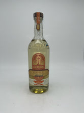 Load image into Gallery viewer, Lagrimas del Valle El Sabino Reposado Tequila 750ml
