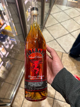 Load image into Gallery viewer, Fireball Small Batch Dragon Reserve 750ml
