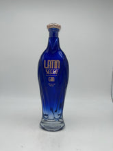 Load image into Gallery viewer, Latin Secco Gin 750ml

