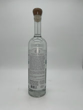 Load image into Gallery viewer, Corazon de Agave Expresiones Artisanal Edition Blanco Tequila 750ml
