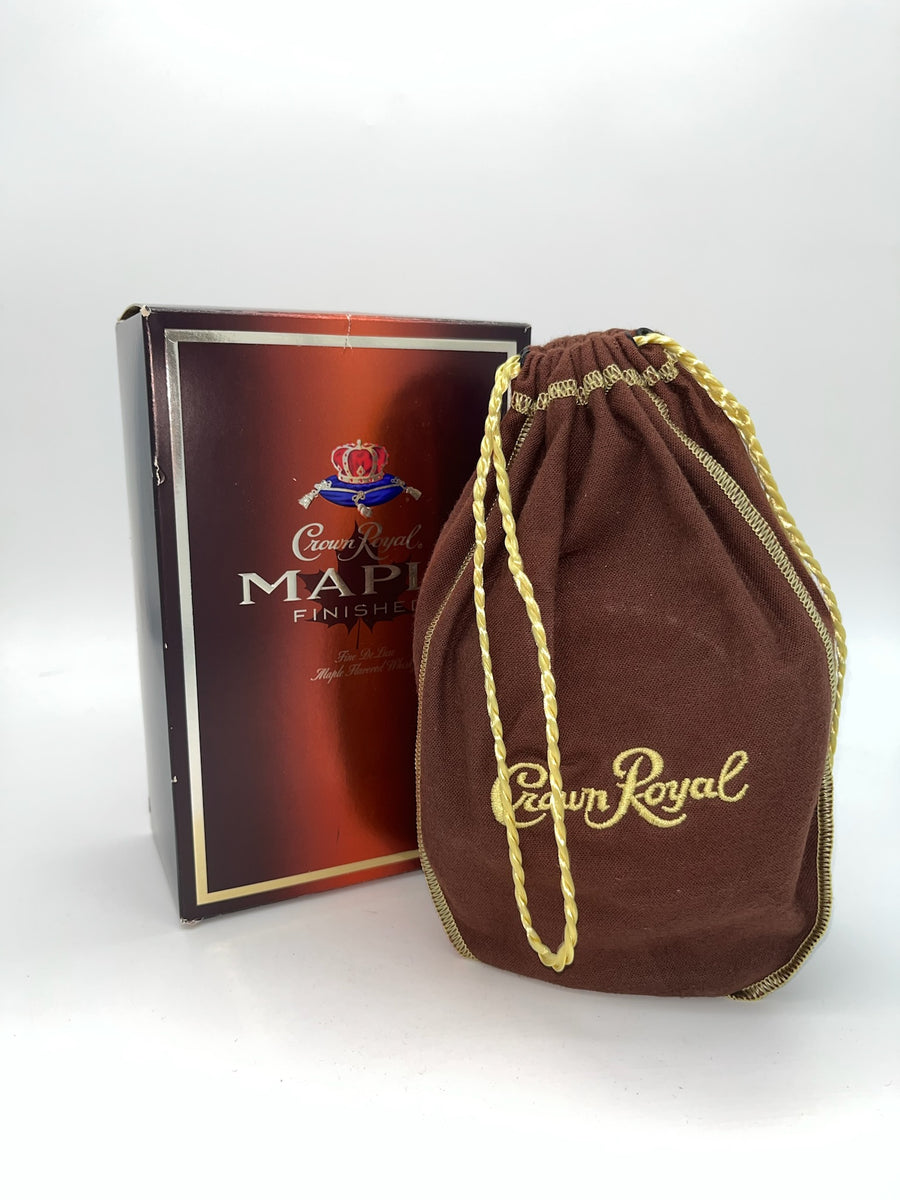 Crown Royal Maple Finished Fine Deluxe Maple Flavored Whisky 750ml