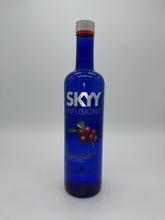 Load image into Gallery viewer, Skyy Infusions Coastal Cranberry 750ml
