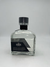 Load image into Gallery viewer, Casa San Matias Cristal  Anejo Tequila 750ml
