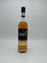 Load image into Gallery viewer, Sliabh Liag The Legendary Dark Silkie Blended Irish Whiskey 750ml
