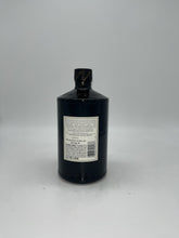 Load image into Gallery viewer, Hendrick's Gin 750ml
