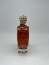 Load image into Gallery viewer, Hacienda de Chihuahua H5 Single Barrel Pick Extra Anejo Sotol 750ml

