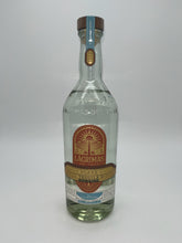 Load image into Gallery viewer, Lagrimas Del Valle Plata El Chiqueno Tequila 750ml
