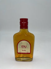 Load image into Gallery viewer, E&amp;J Brandy V.S 200ml

