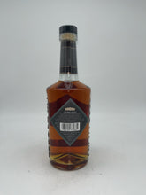 Load image into Gallery viewer, I.W Haprper Bourbon 750ml
