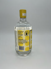 Load image into Gallery viewer, Four Pillars Fresh Yuzu Gin 750ml
