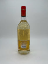 Load image into Gallery viewer, Tapatio Anejo Tequila 1Lt
