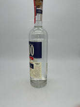 Load image into Gallery viewer, Vido Vodka 750ml
