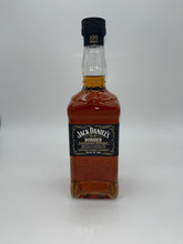 Load image into Gallery viewer, Jack Daniel's Bonded Tennesse Whiskey 700ml
