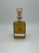 Load image into Gallery viewer, Cava De Oro Reposado Tequila 750ml
