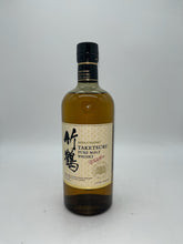 Load image into Gallery viewer, Nikka Taketsuru Pure Malt Blended Malt Japanese Whisky 750ml
