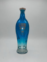 Load image into Gallery viewer, Latin Beach Gin Blue  750ml
