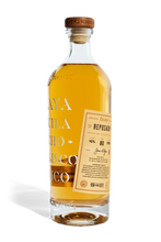 Load image into Gallery viewer, Celaya Reposado Tequila 750ml
