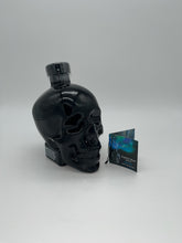 Load image into Gallery viewer, Crystal Head Black Onyx Limited Edition Vodka 750ml
