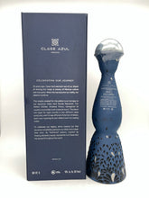 Load image into Gallery viewer, 2022 Clase Azul 25 Aniversario Edicion Limitada Reposado Tequila 1Lt
