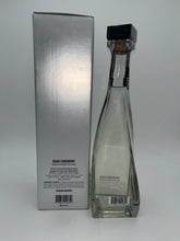 Load image into Gallery viewer, Kevin Hart Gran Coramino Reposado Cristalino Tequila 750ml

