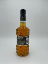 Load image into Gallery viewer, Alberta Premium Rye Whisky 750ml
