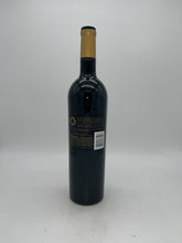 Load image into Gallery viewer, J. Lohr POM Cove 750ml Red Wine 750ml

