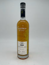 Load image into Gallery viewer, Gustoso aquardiente Artisanal Rum Cane Rum 750ml
