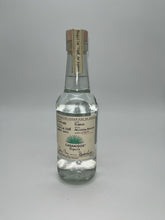 Load image into Gallery viewer, Casamigos Blanco 375ml Tequila

