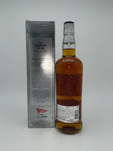 Load image into Gallery viewer, Dewar's 19 Year Scotch Whiksey 750ml
