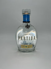 Load image into Gallery viewer, Partida Blanco Tequila 750ml
