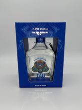 Load image into Gallery viewer, Tau Blanco Tequila 750ml
