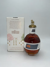 Load image into Gallery viewer, 2022 Blanton's La Maison du Whisky LMDW 700ml
