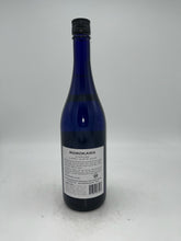 Load image into Gallery viewer, Momo Kawa Diamond Medmium Sake 750ml
