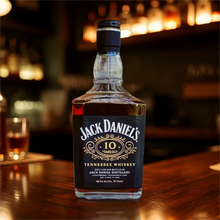 Load image into Gallery viewer, Jack Daniel&#39;s 10 Year Old Tennessee Whisky 750ml
